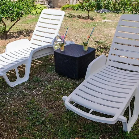 Grgic Apartment Trogir